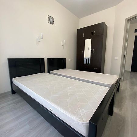 Глдани Appartement Tbilisi Buitenkant foto