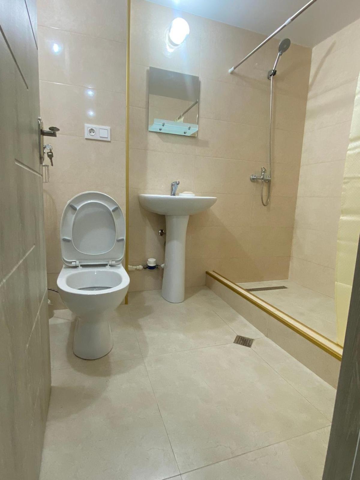 Глдани Appartement Tbilisi Buitenkant foto